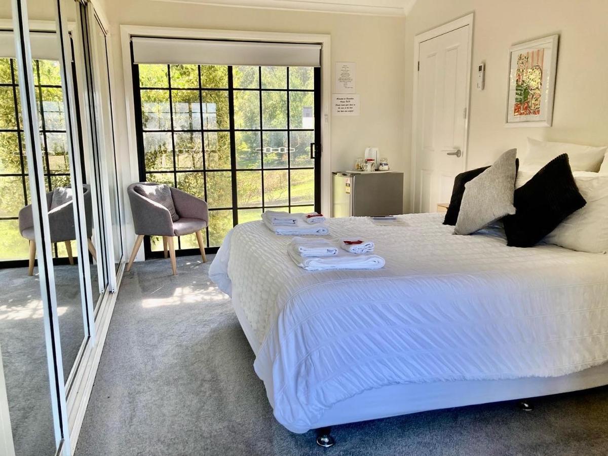 Rosewhite House Bed and Breakfast Myrtleford Εξωτερικό φωτογραφία