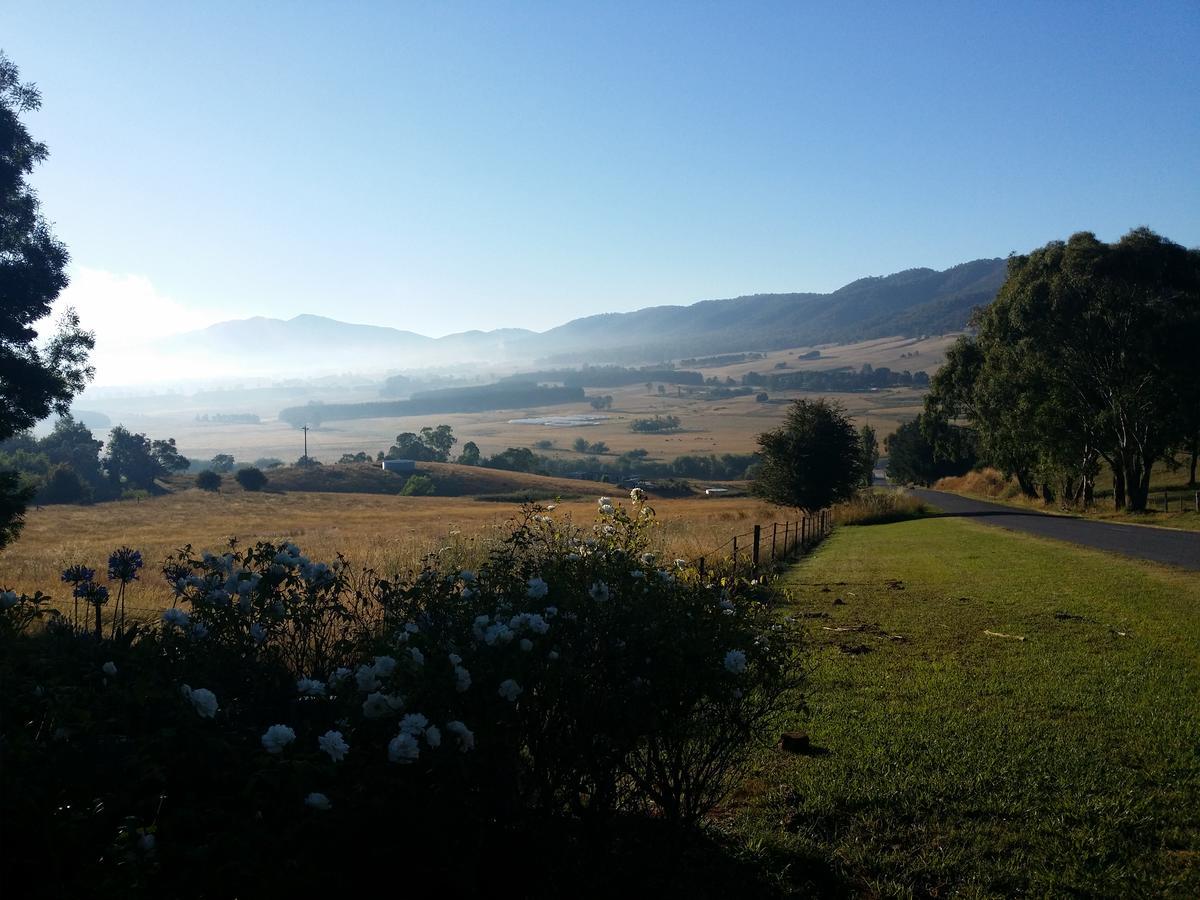 Rosewhite House Bed and Breakfast Myrtleford Εξωτερικό φωτογραφία