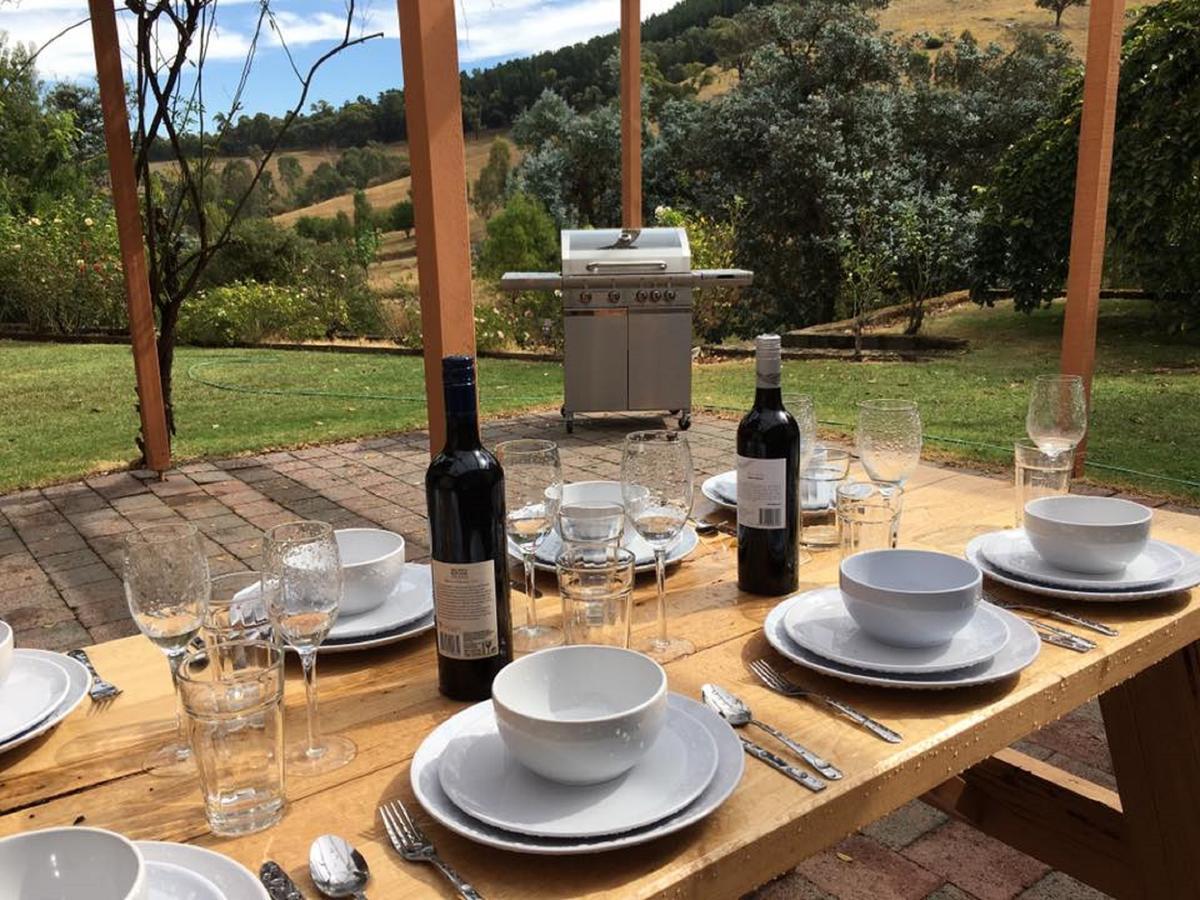 Rosewhite House Bed and Breakfast Myrtleford Εξωτερικό φωτογραφία