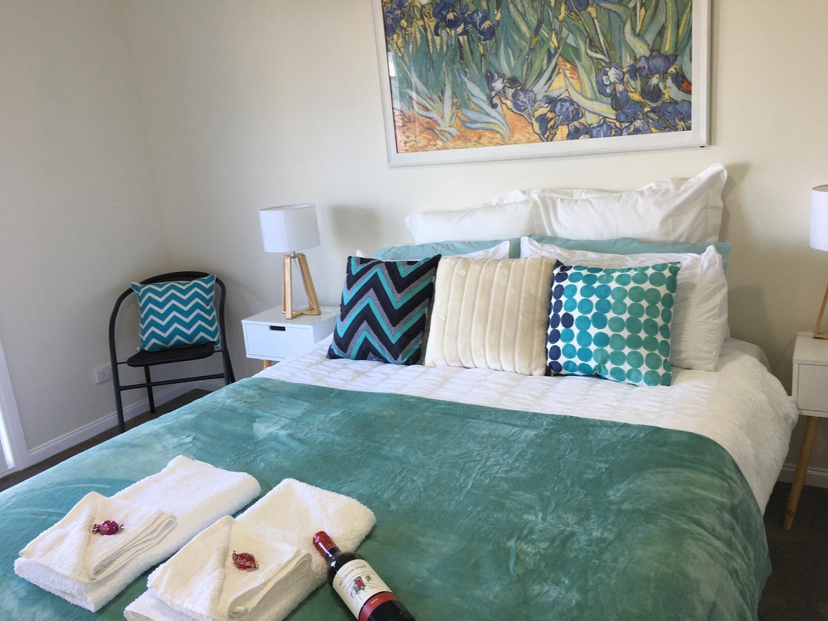 Rosewhite House Bed and Breakfast Myrtleford Εξωτερικό φωτογραφία