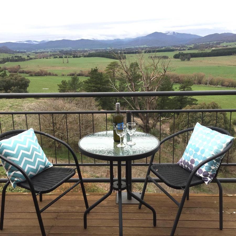 Rosewhite House Bed and Breakfast Myrtleford Εξωτερικό φωτογραφία