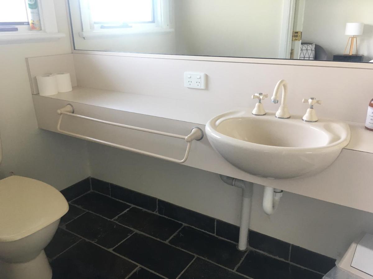 Rosewhite House Bed and Breakfast Myrtleford Εξωτερικό φωτογραφία